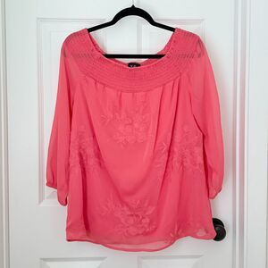 Women AGB Bohemian Loose Fit Embroidered Flower Blouse in Salmon Pink Size Large